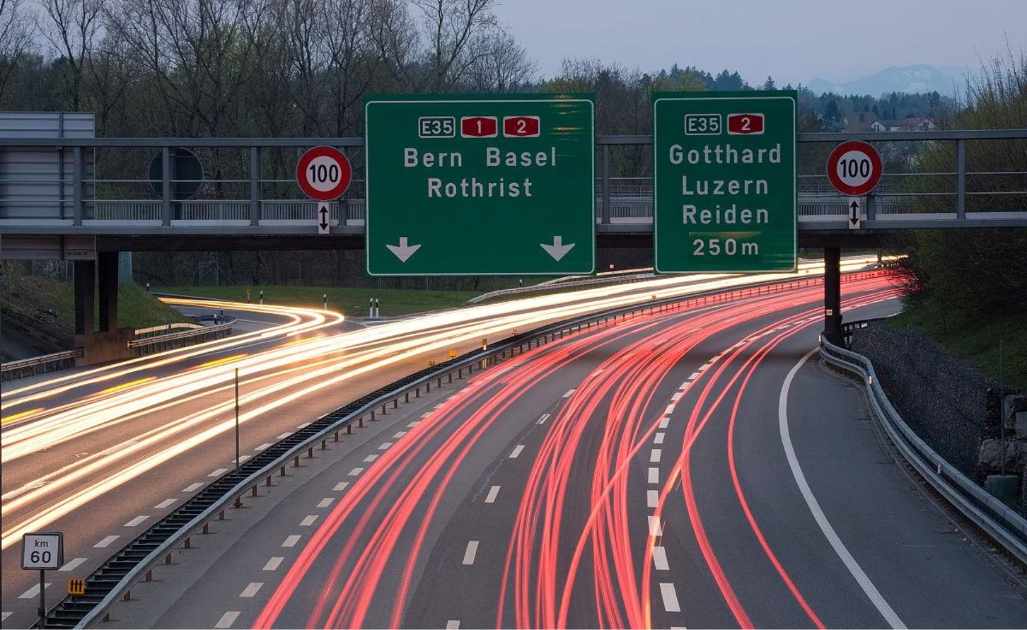 Highway Traffic Signs — signage reference